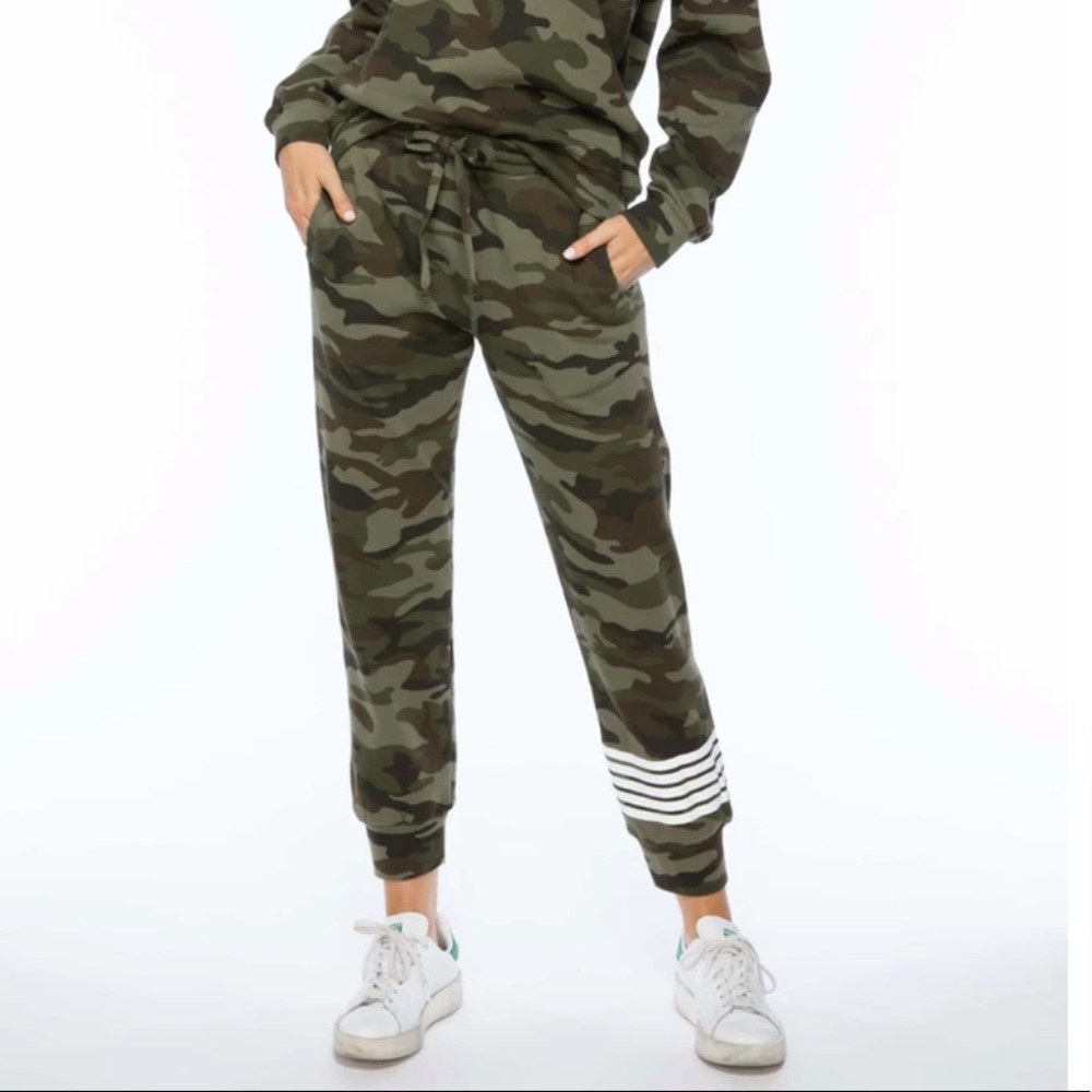 Camo Stripe Cambridge Jogger Sweatpants